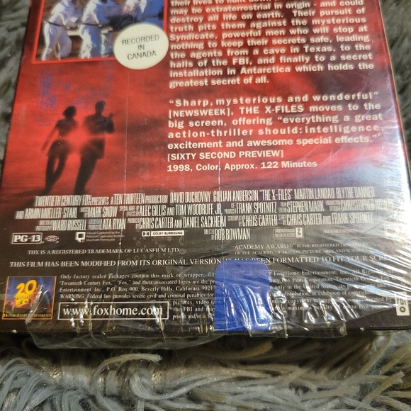 The X FILES VHS Movie (1998) - Picture 5 of 8